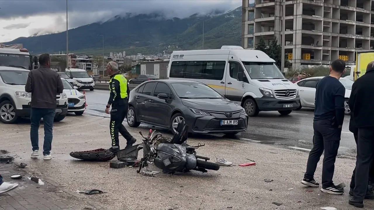 Bursa Yıldırım'da elektrikli bisiklet kazası kamerada: 1 ölü