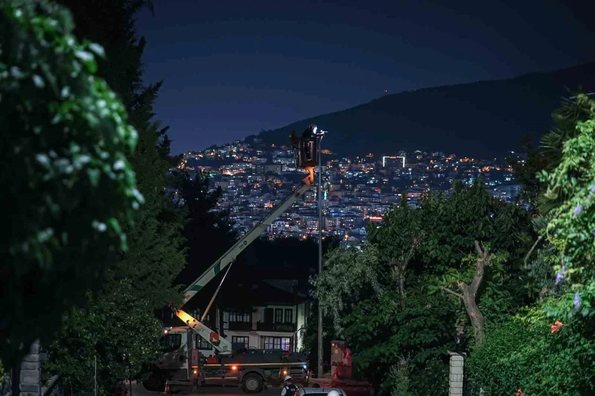UEDAŞ'tan Güney Marmara'da 158 noktada enerji altyapı yatırımı