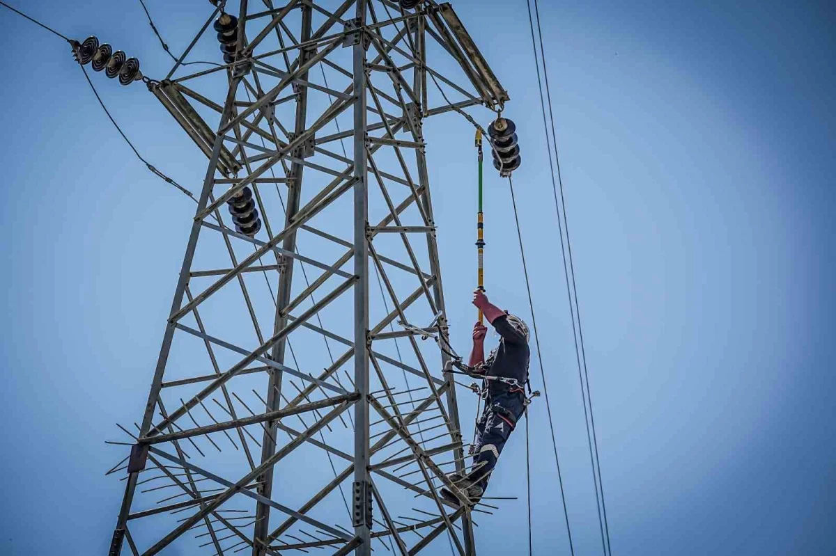 UEDAŞ'tan Güney Marmara'da 158 noktada enerji altyapı yatırımı