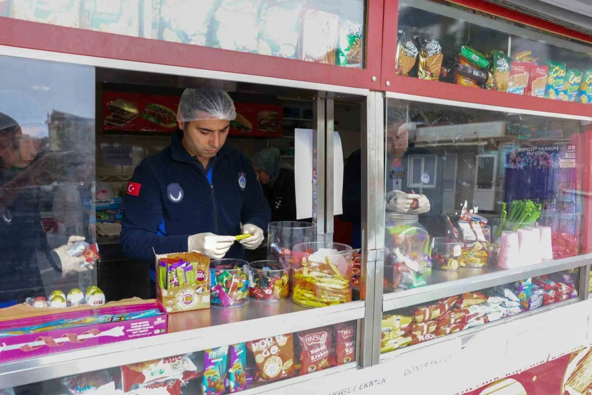 Arnavutköy'de okul kantinlerine sağlıklı gıda denetimi