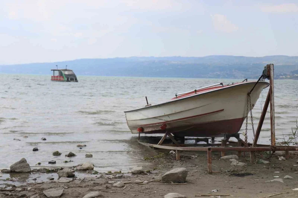 Sapanca Gölü su seviyesi yağışlara rağmen 29,56 metreye indi