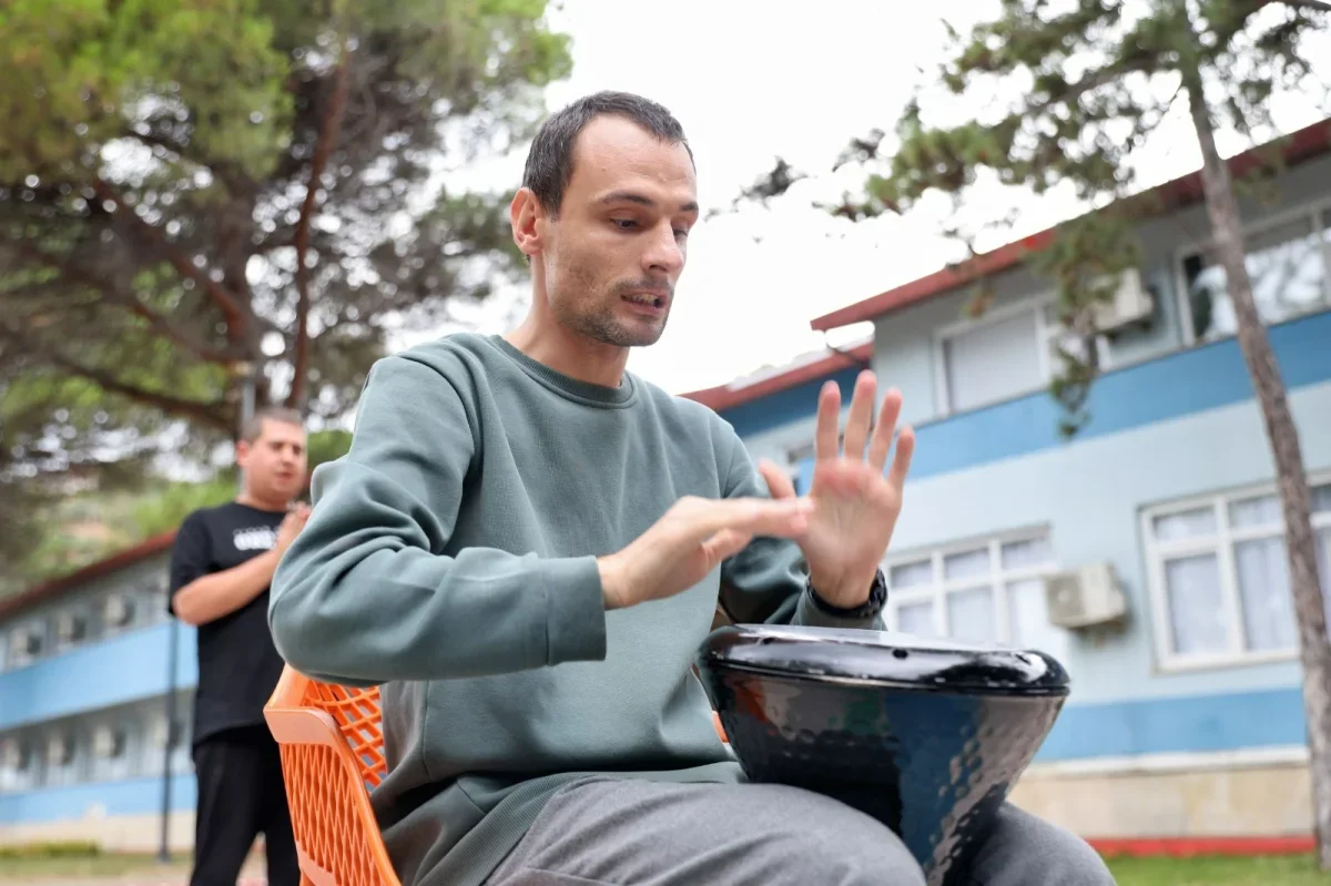 Gemlik Karacaali'de özel gereksinimli gençlere 5 günlük kamp