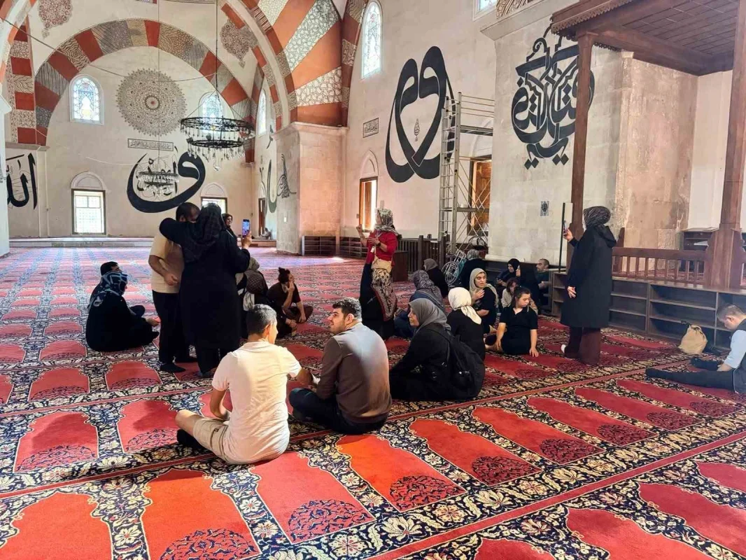 Sultangazi Belediyesi özel bireyleri Edirne gezisinde buluşturdu