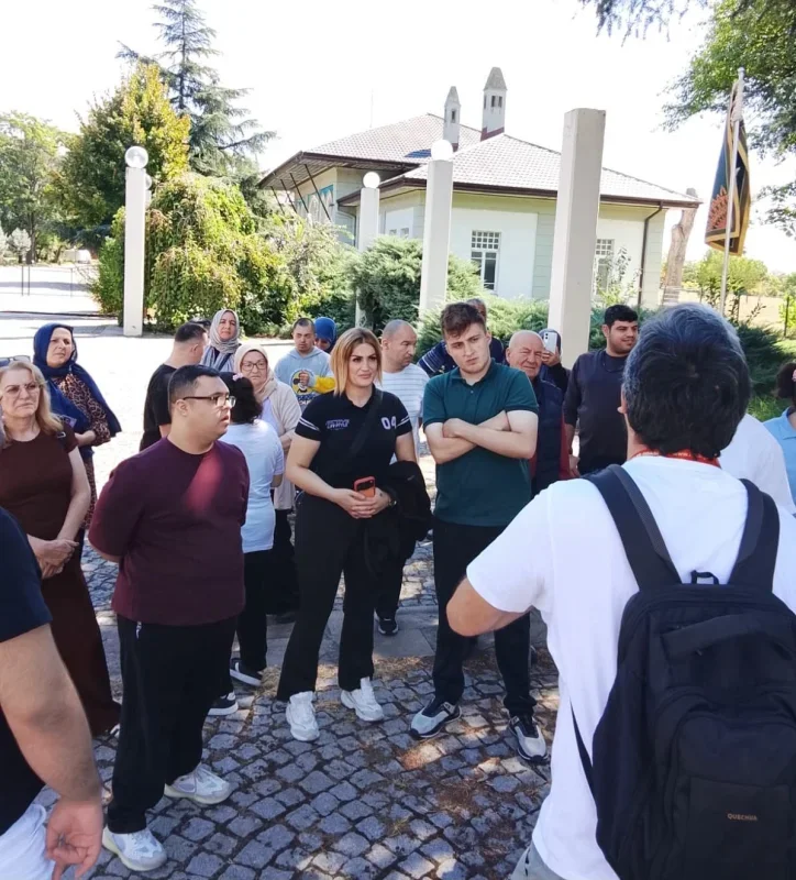 Sultangazi Belediyesi özel bireyleri Edirne gezisinde buluşturdu