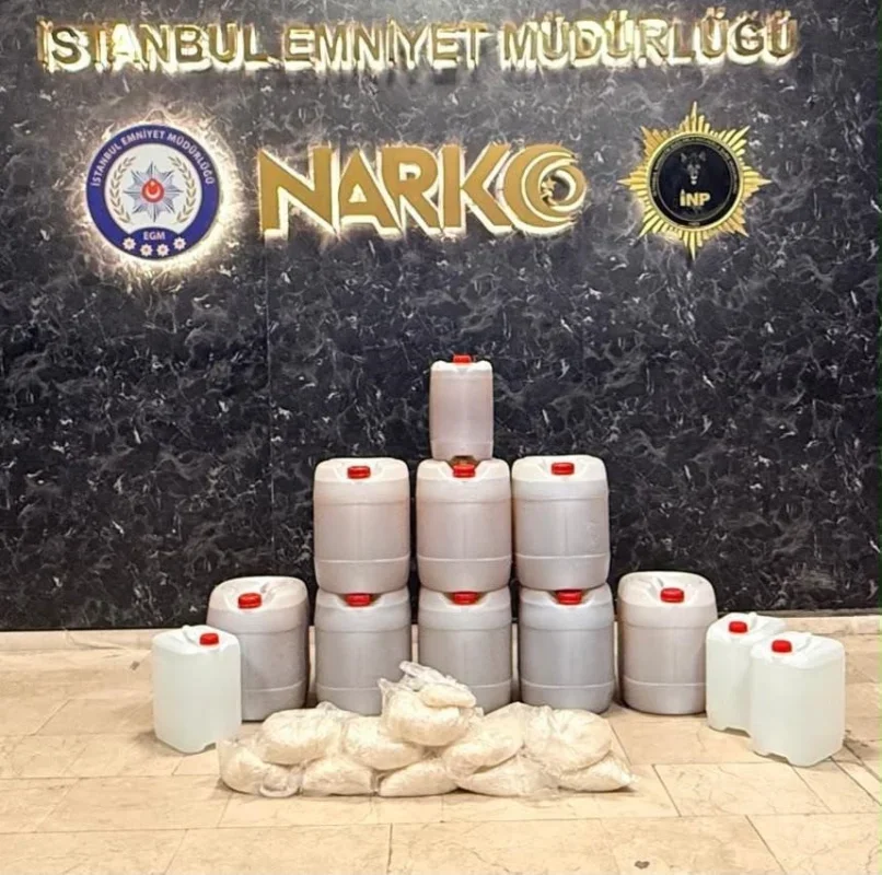 İstanbul uyuşturucu operasyonunda 8 şüpheli gözaltına alındı