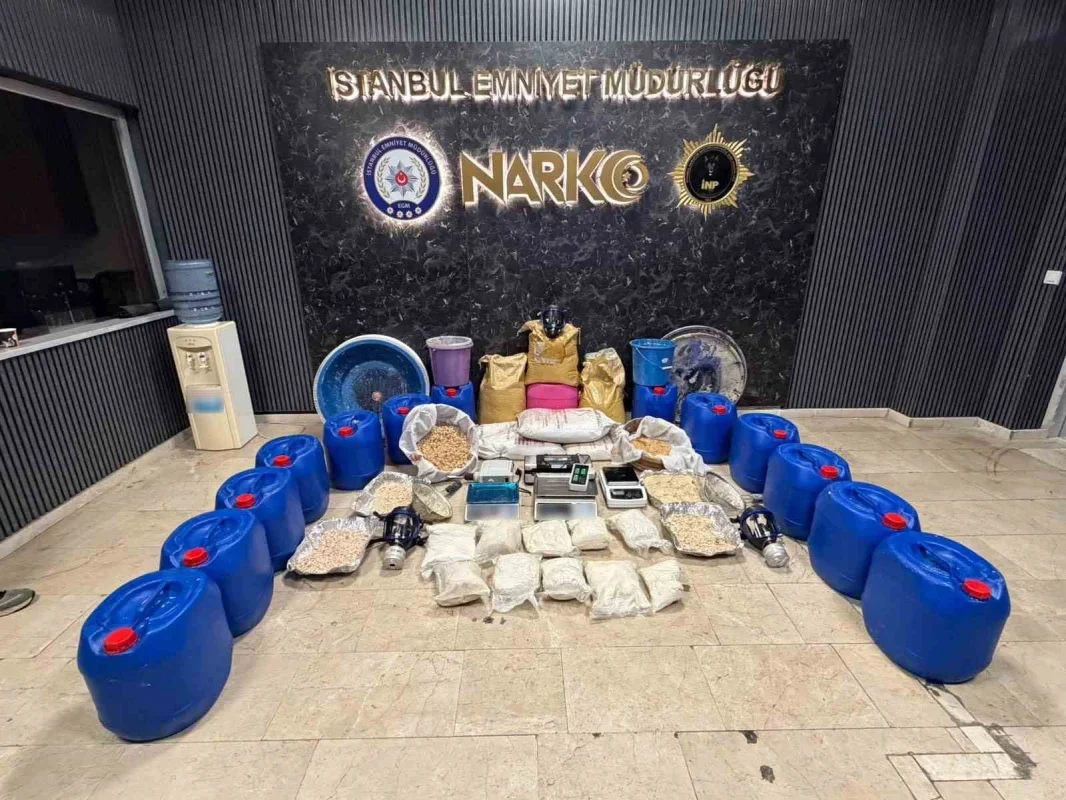İstanbul uyuşturucu operasyonunda 8 şüpheli gözaltına alındı