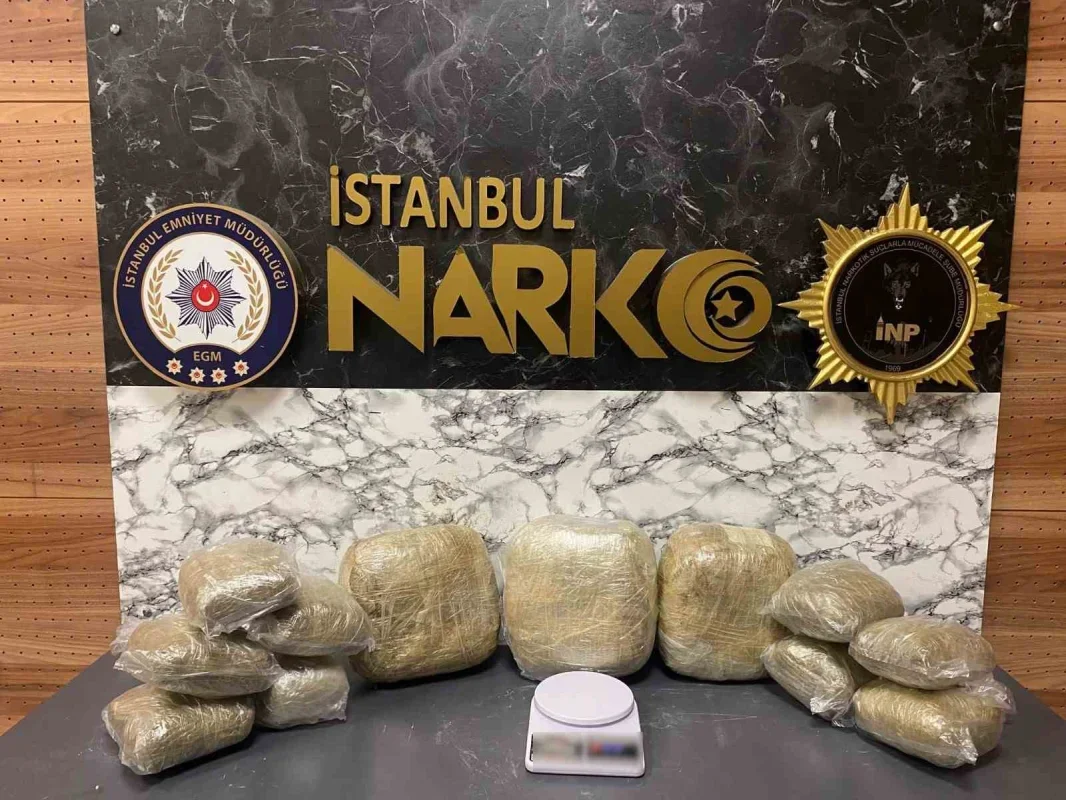 İstanbul uyuşturucu operasyonunda 8 şüpheli gözaltına alındı