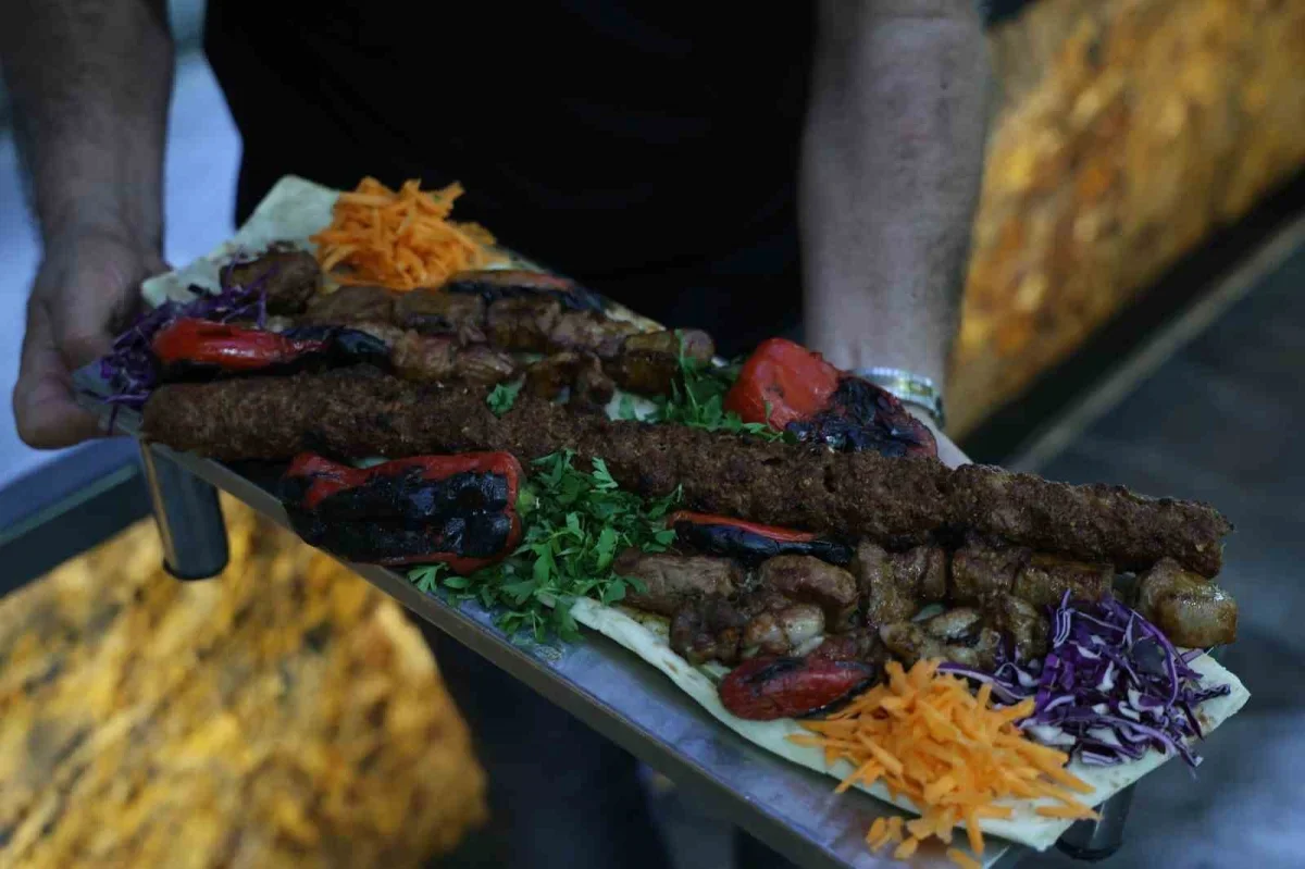 Adana Lezzet Festivali 9-11 Ekim'de Merkez Park'ta yapılacak