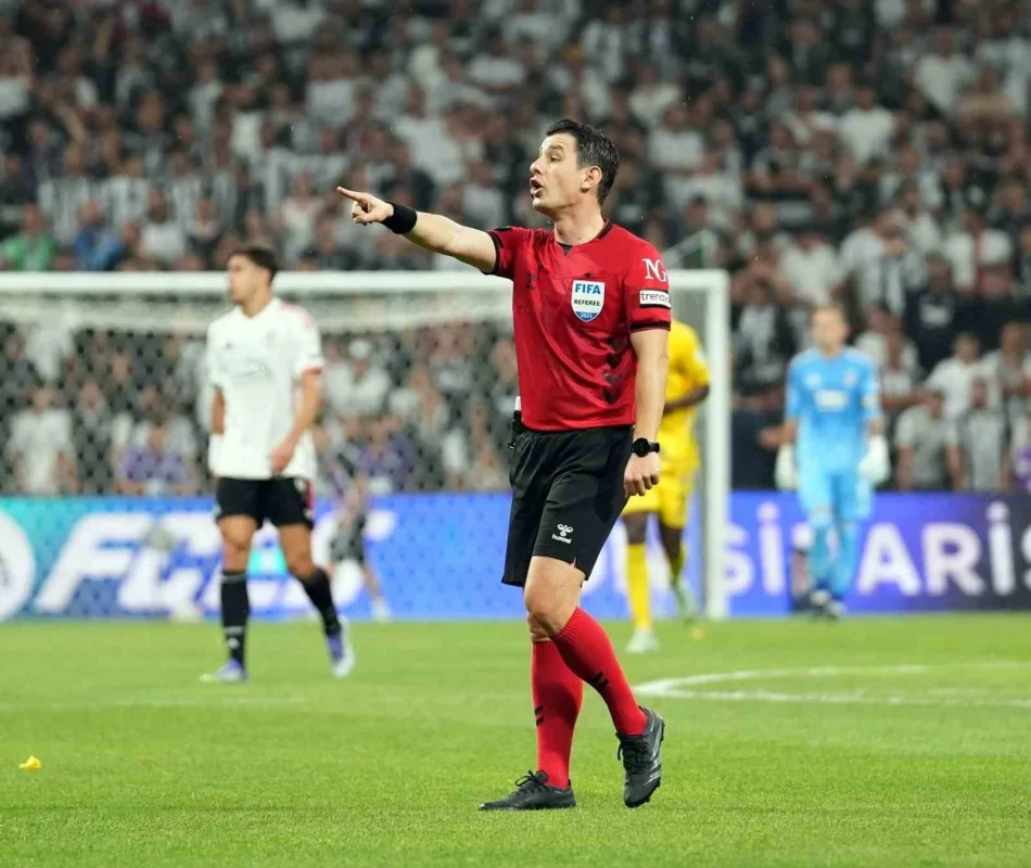 Süper Lig hakem istatistikleri: 4 isim 4 maçla zirvede