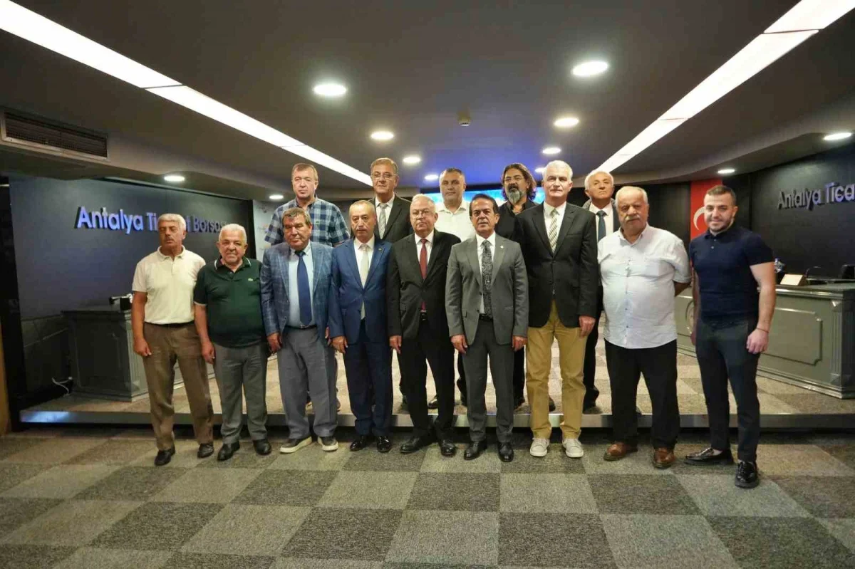 Antalya Ticaret Borsası'nda üretici ve gıda arzı uyarısı