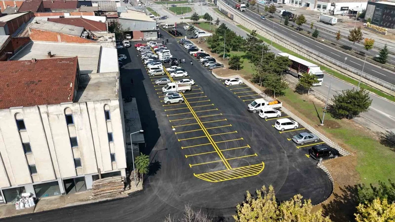 İnegöl'de mobilya sanayisine 165 araçlık yeni otopark