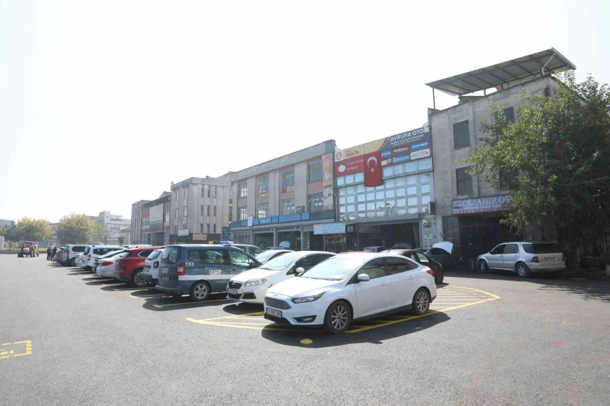 İnegöl'de mobilya sanayisine 165 araçlık yeni otopark