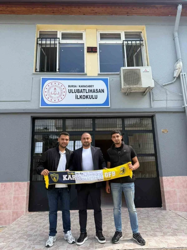 Karacabey GFB'den öğrencilere kırtasiye ve erzak desteği