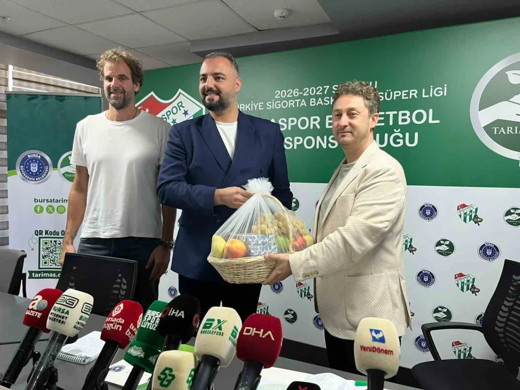 Bursaspor Basketbol'a Tarım ve Peyzaj'dan çifte sponsorluk