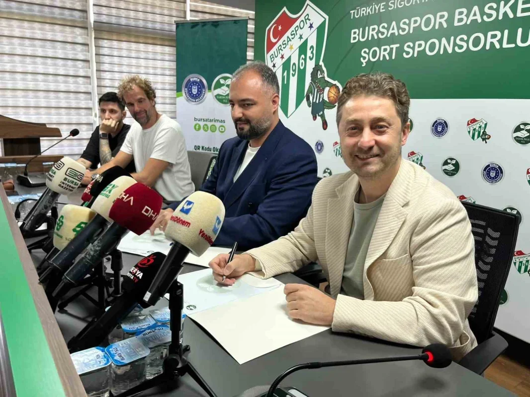 Bursaspor Basketbol'a Tarım ve Peyzaj'dan çifte sponsorluk