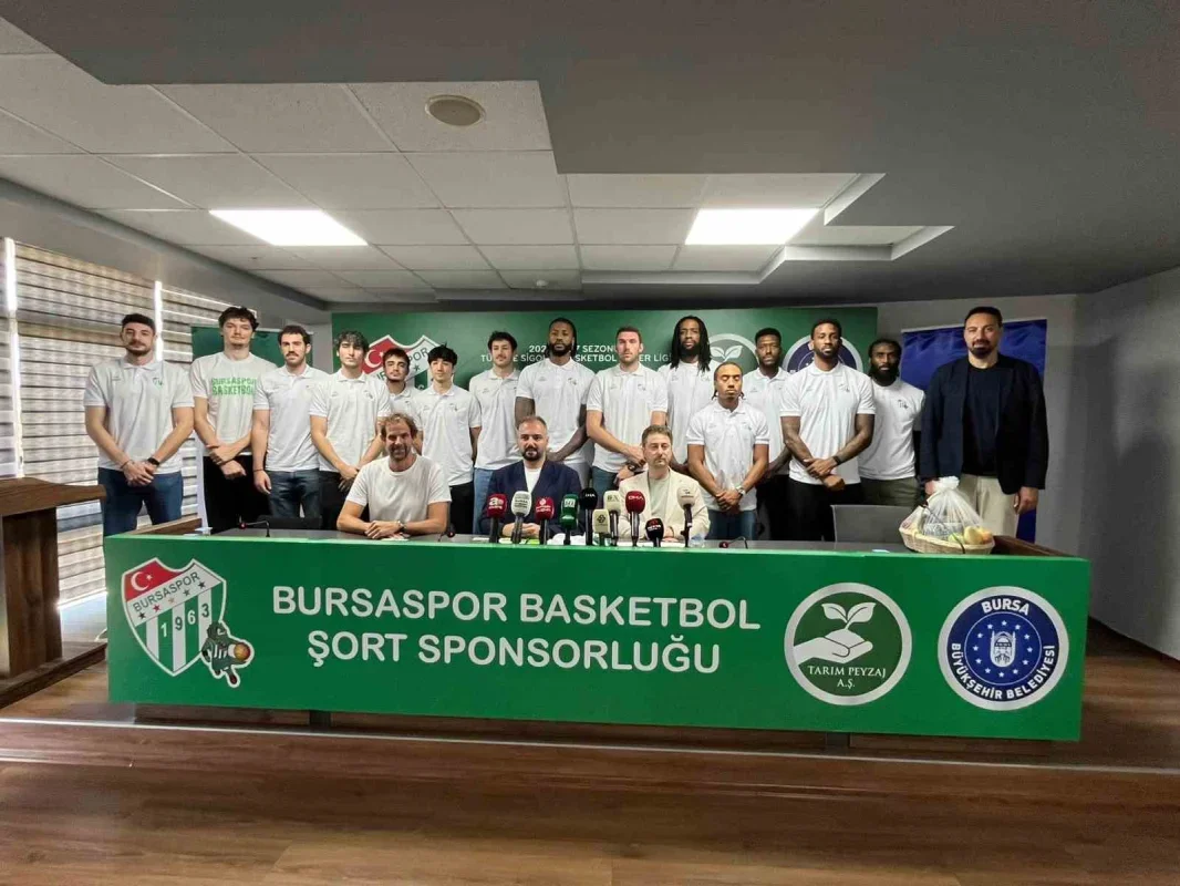 Bursaspor Basketbol'a Tarım ve Peyzaj'dan çifte sponsorluk