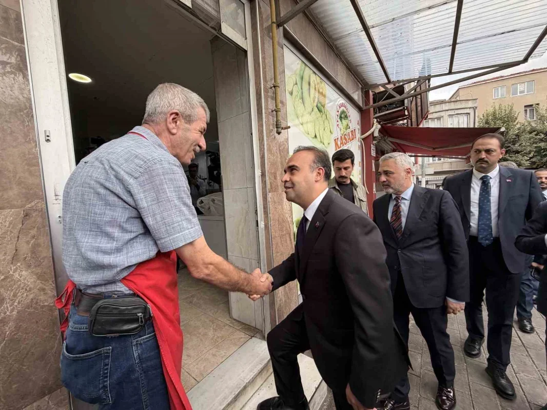 Bakan Kacır: İHA pazarının üçte ikisi Türkiye'nin elinde