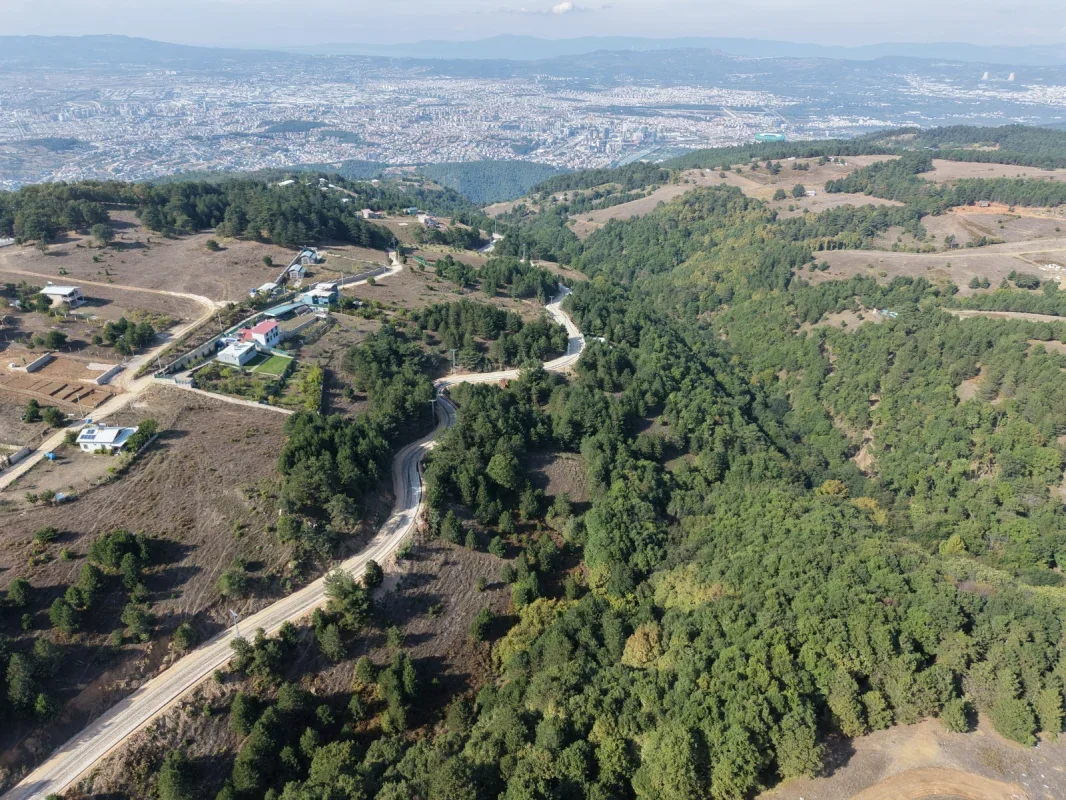 Bursa Osmangazi'de 3 mahallede 15 kilometrelik yol yenileniyor