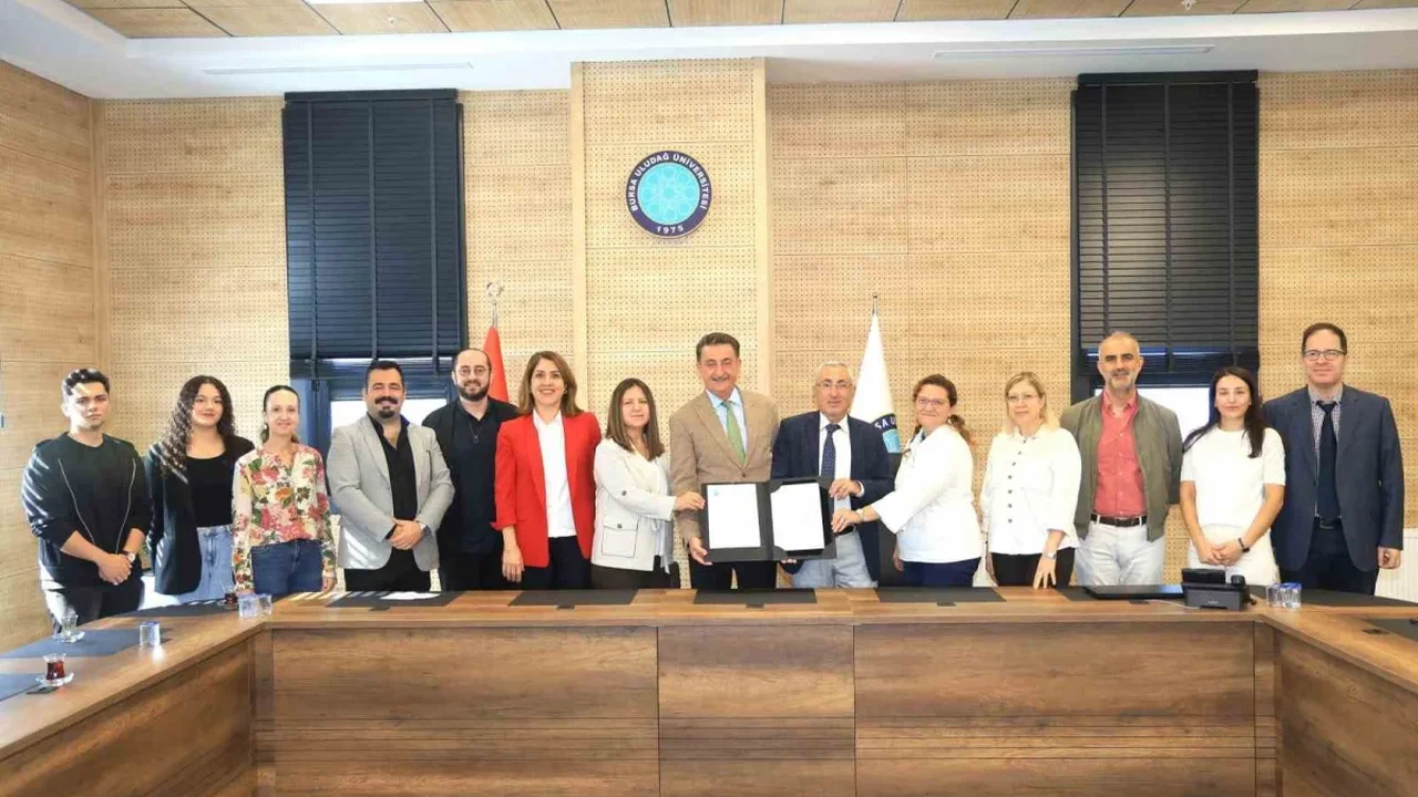 BUÜ-Döktaş iş birliğiyle matematik öğrencilerine sanayi deneyimi