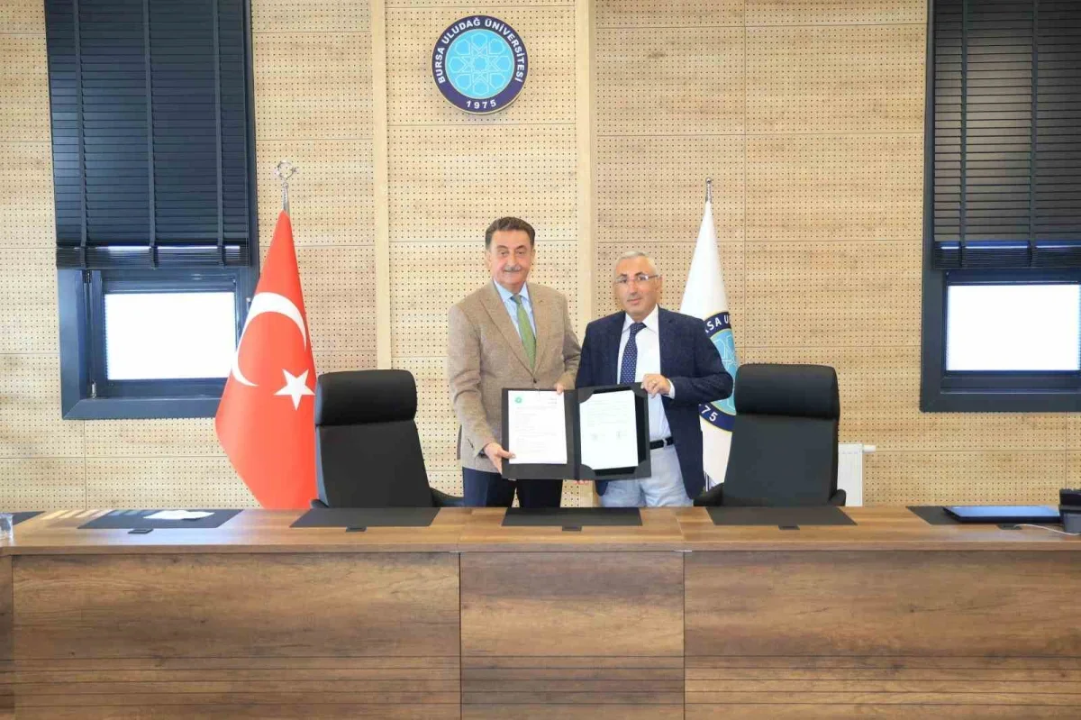 BUÜ-Döktaş iş birliğiyle matematik öğrencilerine sanayi deneyimi