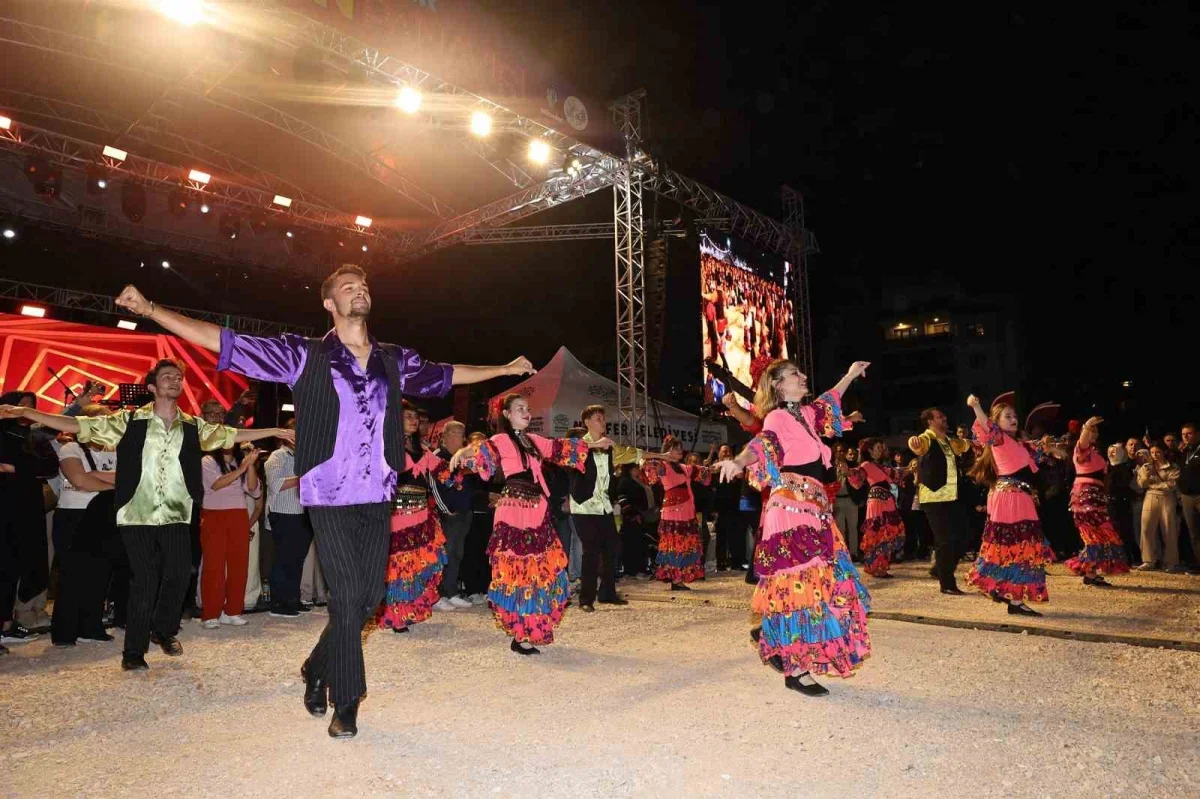 14. Nilüfer Balkan Panayırı'nda Suzan Kardeş coşkusu
