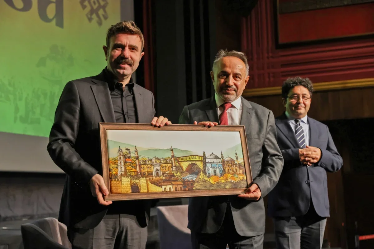Bursa'nın Osmanlı'nın kuruluşundaki rolü söyleşide ele alındı