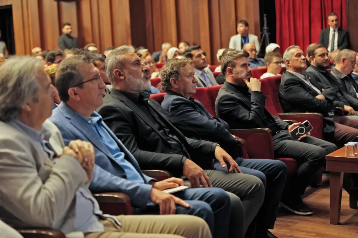 Bursa'nın Osmanlı'nın kuruluşundaki rolü söyleşide ele alındı