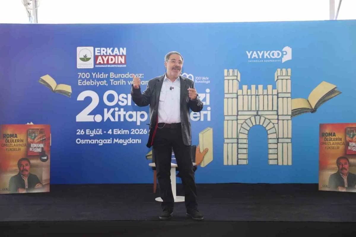 Osmangazi Kitap Günleri'nde Ahmet Ümit'e yoğun ilgi