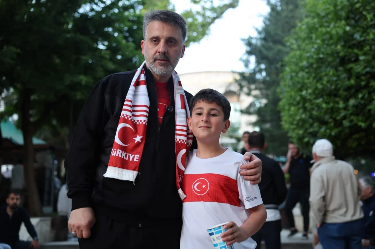 Bursa'da Türkiye-İtalya maçı Hüdavendigar Parkı'nda izlenecek