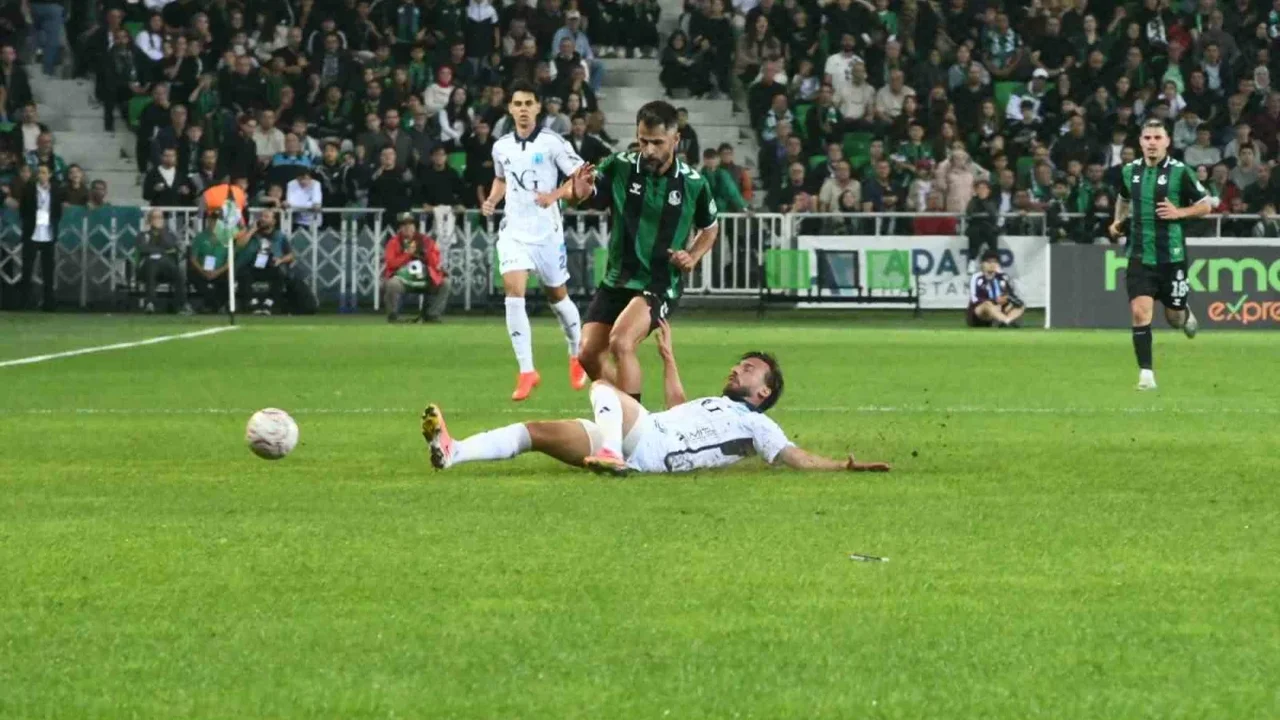 Sakaryaspor-Kütahya FK maçı: Berk İsmail Ünsal'dan iki gol