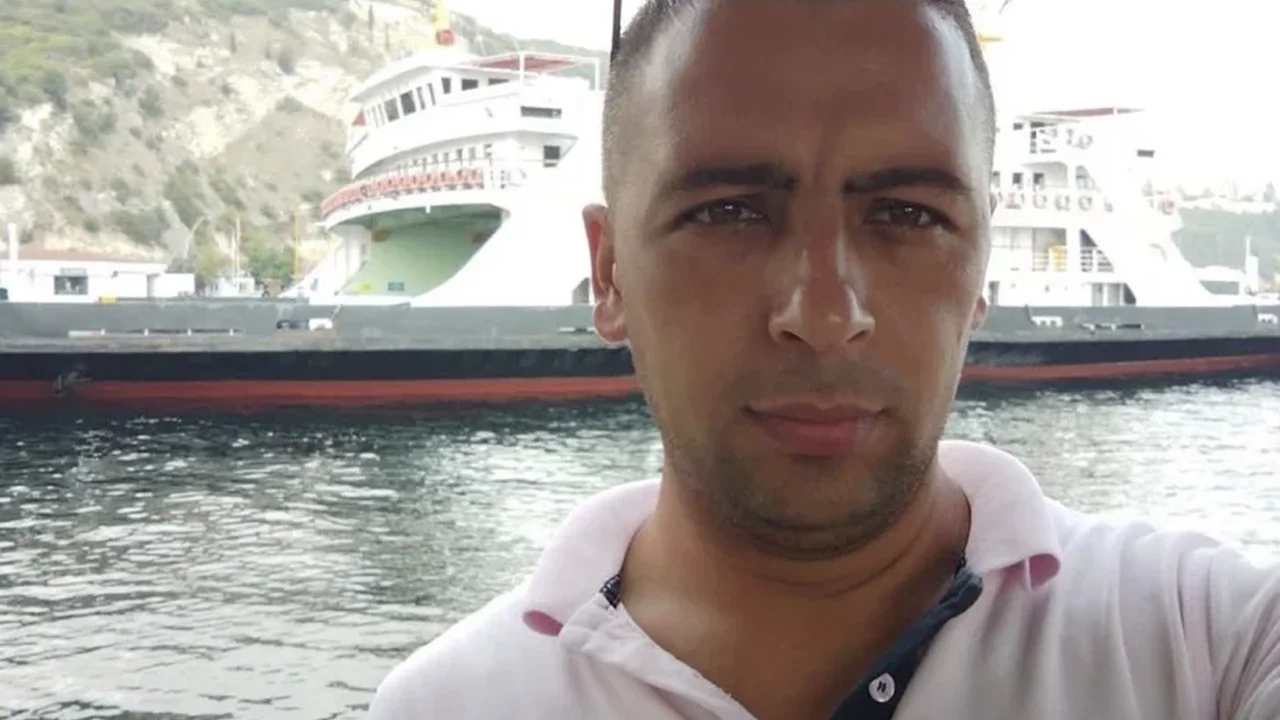 Yalova'da demir yığınının altında kalan işçi hayatını kaybetti