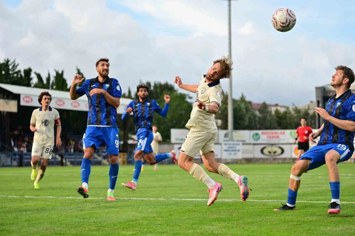 MKE Ankaragücü, Karacabey'de 10 kişi kalan rakibini 4-1 yendi