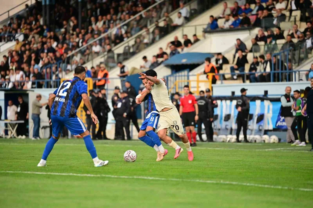 MKE Ankaragücü, Karacabey'de 10 kişi kalan rakibini 4-1 yendi