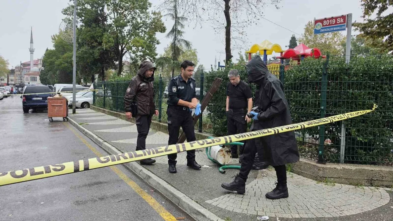 Akyazı'da alacak verecek kavgası: Kardeşini vurdu, yakalandı