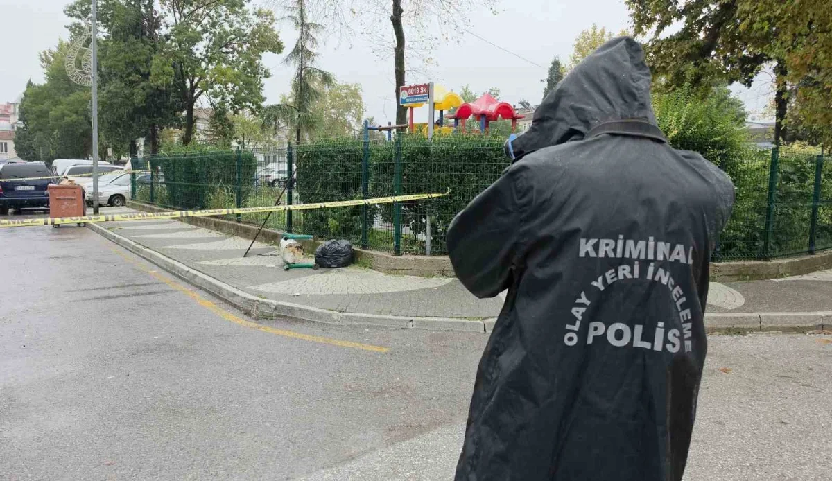 Akyazı'da alacak verecek kavgası: Kardeşini vurdu, yakalandı