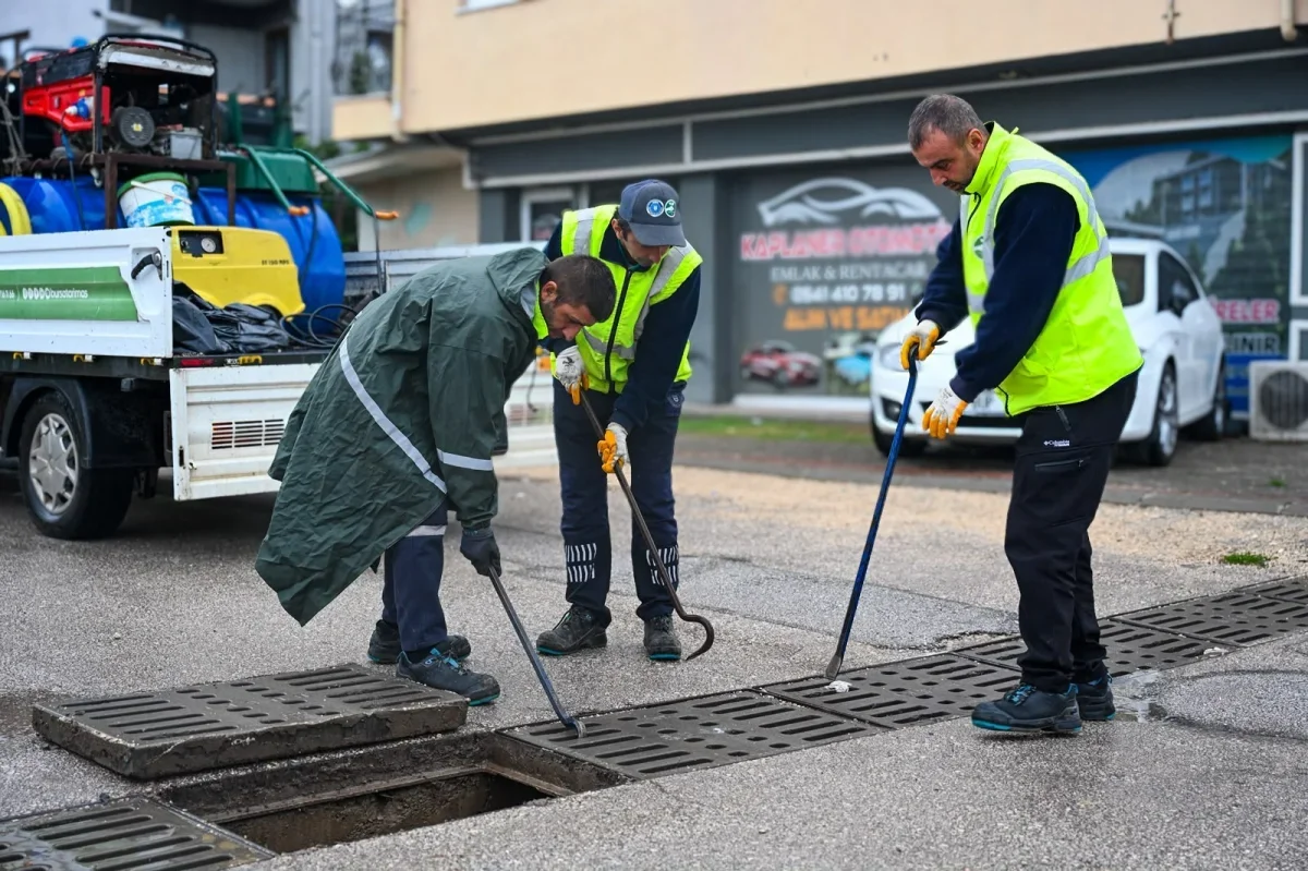 Bursa'da kuvvetli yağış alarmı: 766 ihbara müdahale edildi