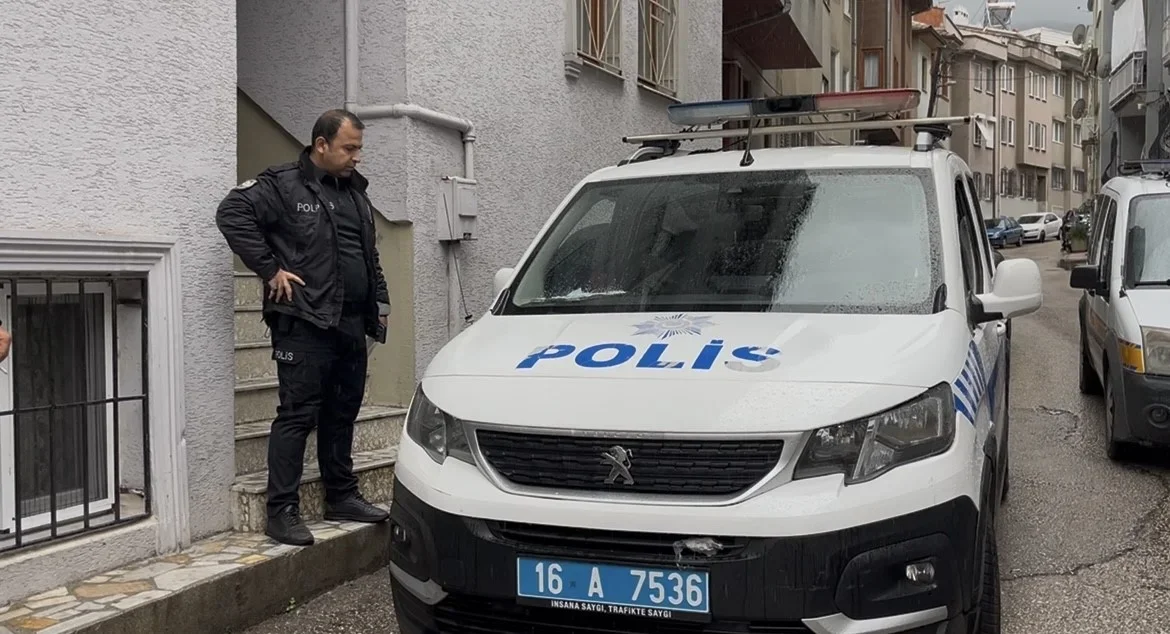 Bursa Kayhan'da Levent K. evde ölü bulundu: 2 gözaltı