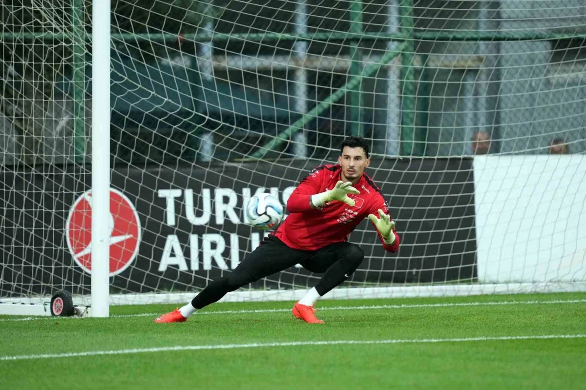 A Milli Takım Belçika maçı hazırlıklarına Riva'da başladı