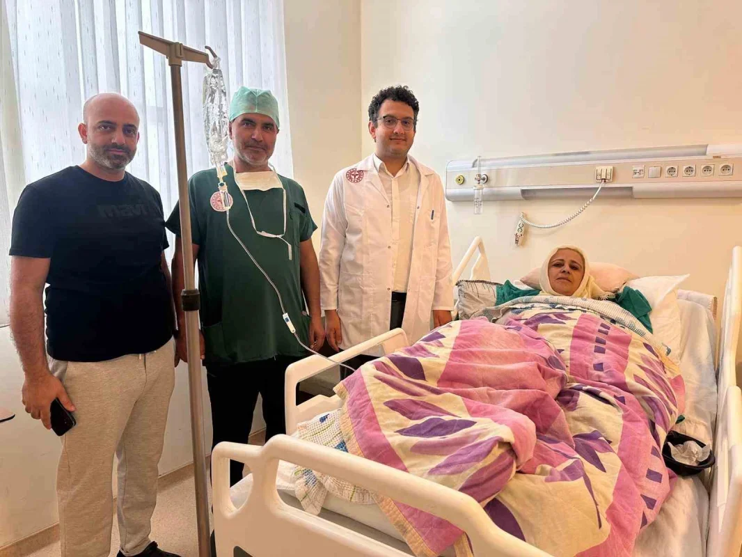 Saray Devlet Hastanesi'nde ilk total diz protezi ameliyatları