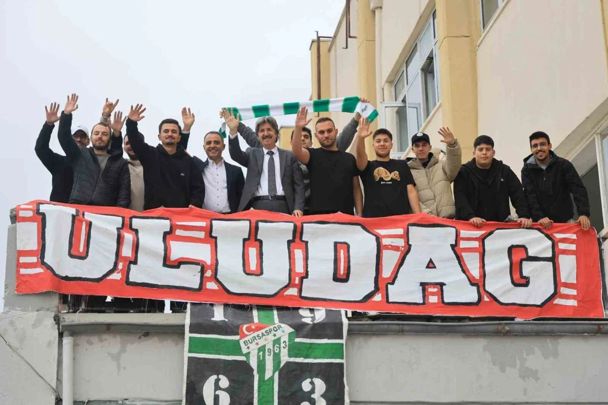 BUÜ'de 2026-2027 akademik yılı öğrenci kulüpleriyle başladı