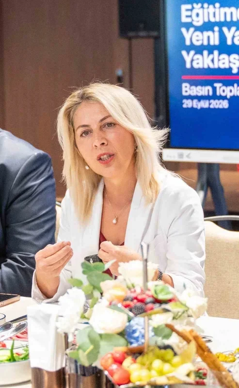 Bahçeşehir Koleji'nden çocuklarda yapay zekâ için yaş modeli