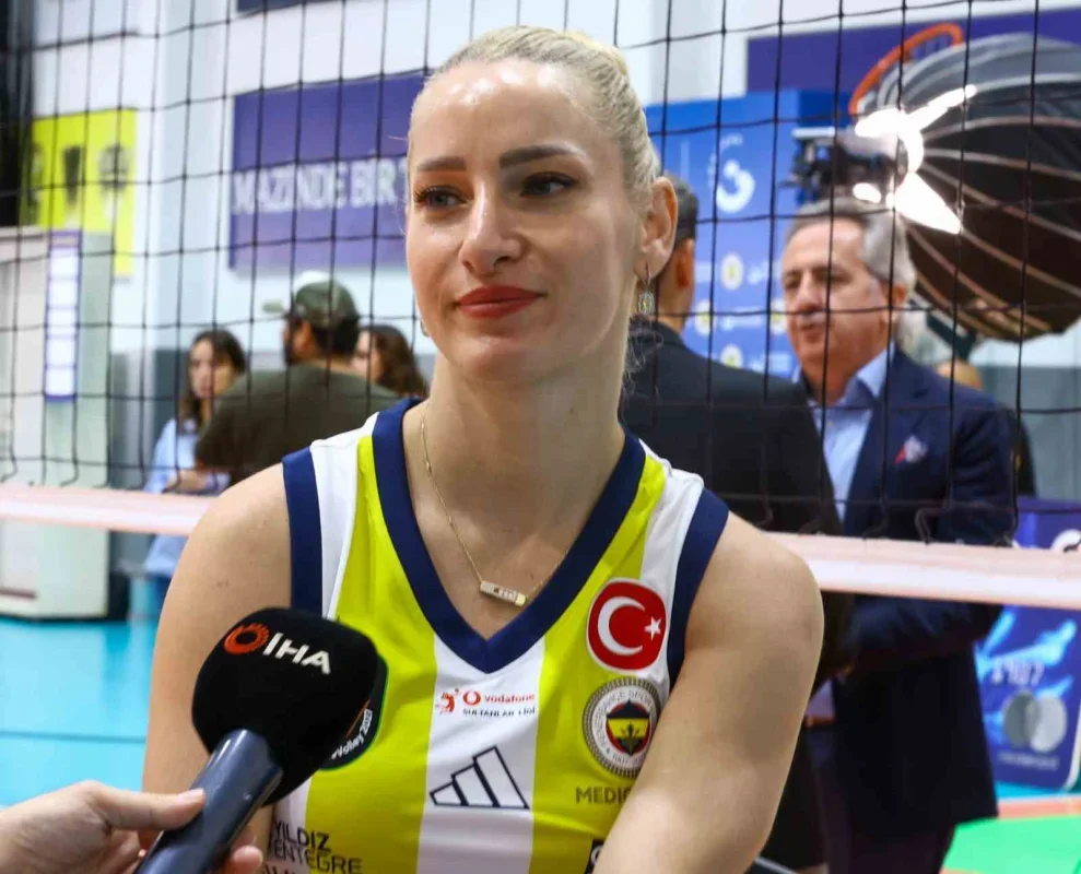 Gizem Örge'den Fenerbahçe'ye kupa hedefi ve sezon mesajı