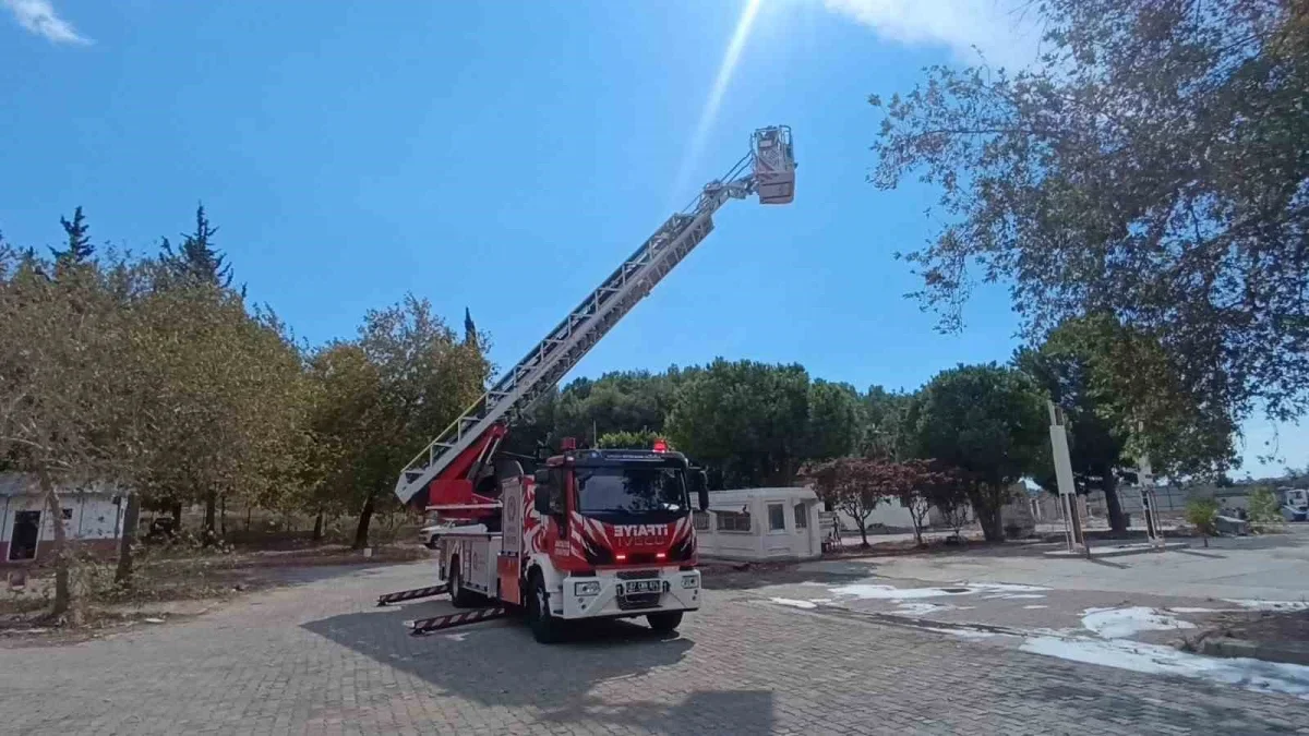 Manavgat İtfaiyesine 42 Metre Merdivenli İki Yeni Araç