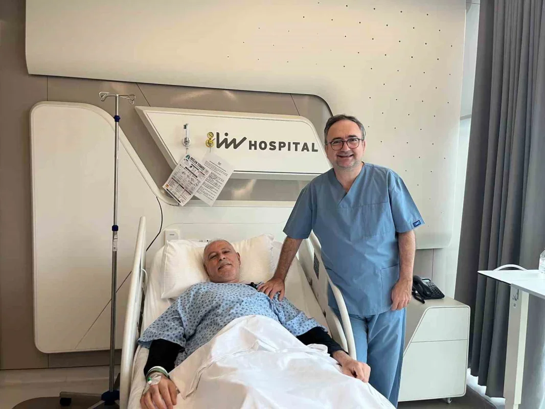 Da Vinci robotuyla prostat ameliyatı canlı yayında yapıldı