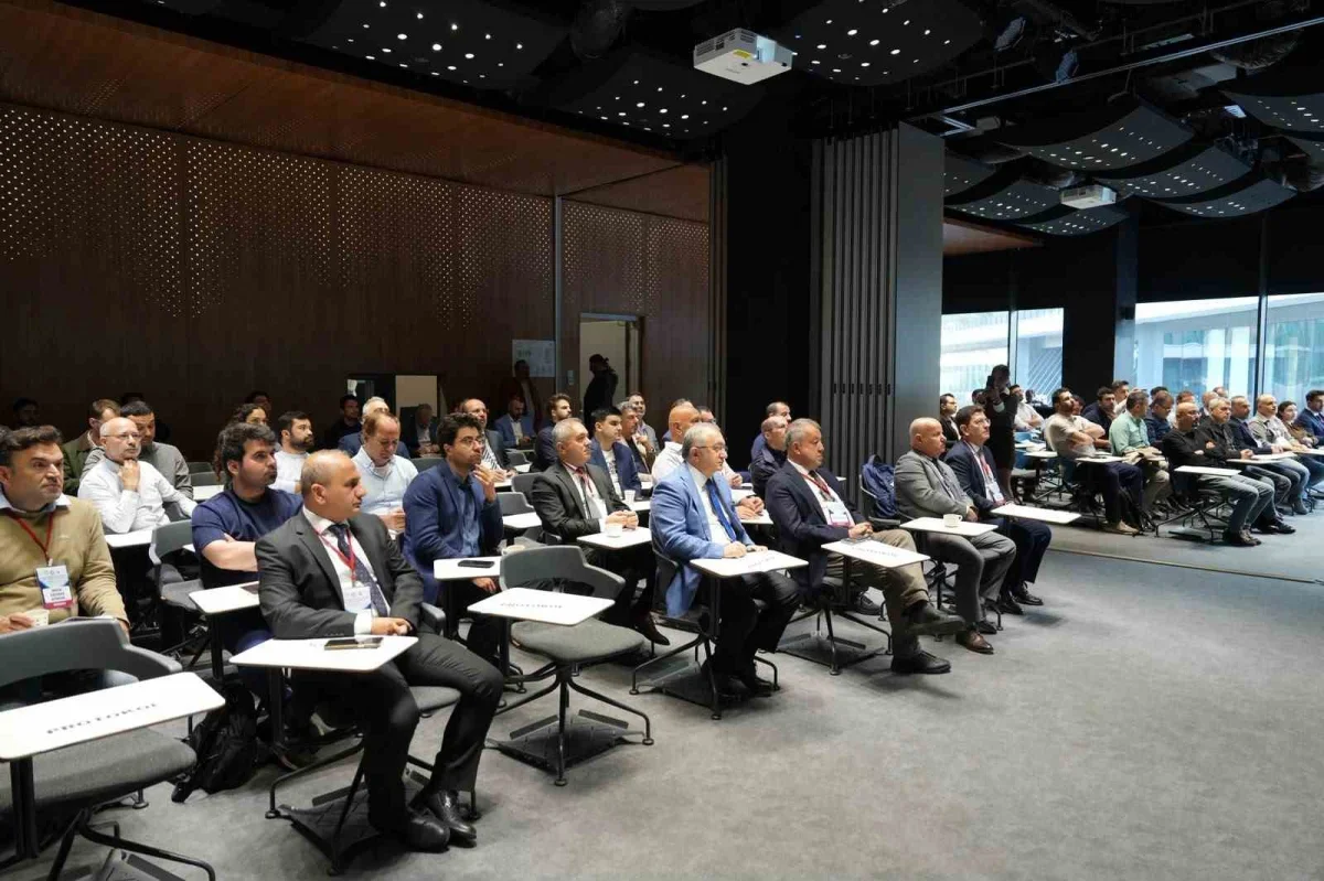 Da Vinci robotuyla prostat ameliyatı canlı yayında yapıldı