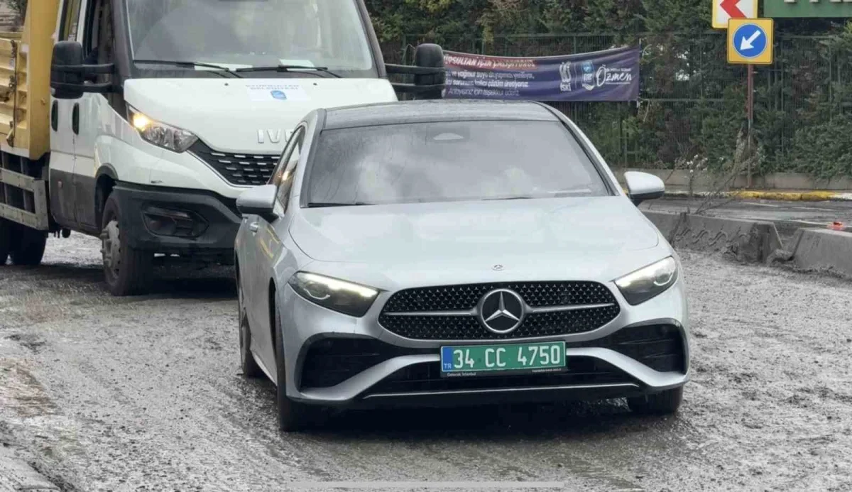 Eyüpsultan'da yol çalışması tepkisi: Trafik ve otobüs çilesi