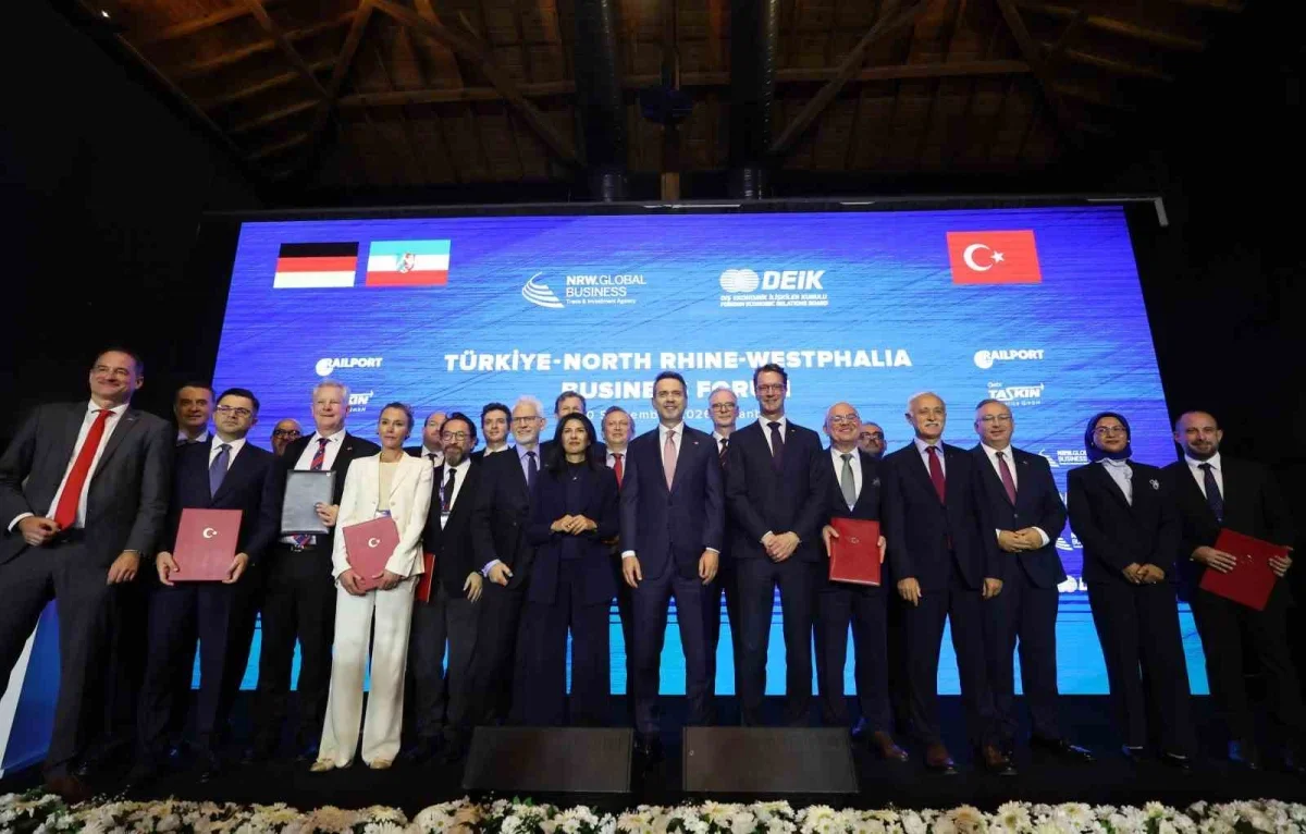 Alparslan Bayraktar'dan Almanya'ya enerji yatırımı çağrısı