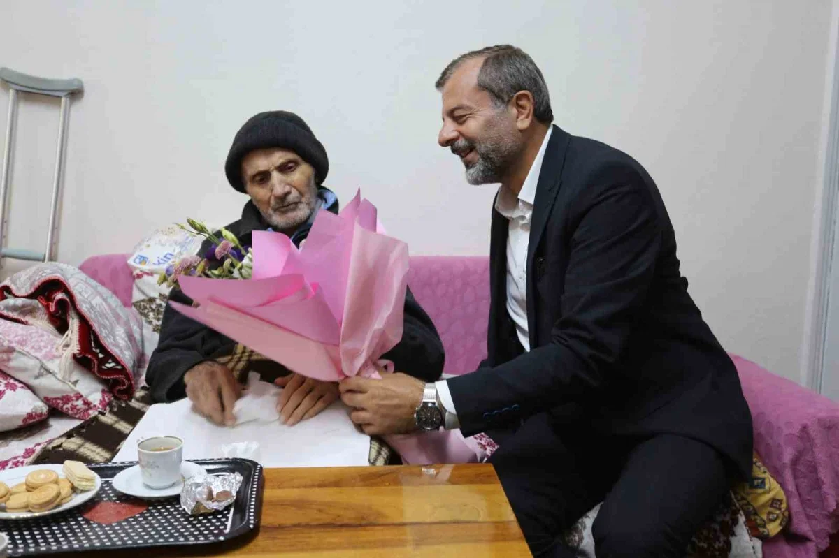 Gürsu'da Dünya Yaşlılar Günü'nde ev ziyaretleri yapıldı
