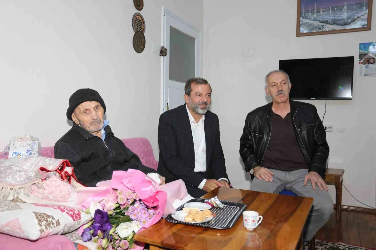 Gürsu'da Dünya Yaşlılar Günü'nde ev ziyaretleri yapıldı