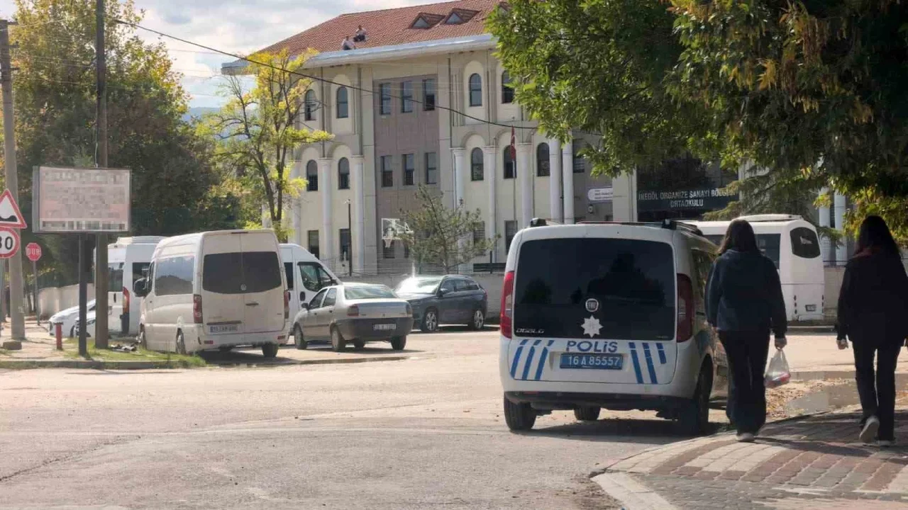 İnegöl'de okula silahla giren Sait K. gözaltına alındı